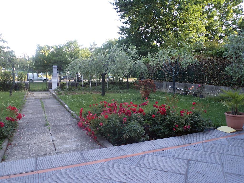 Irene Apartment Pistoia Phòng bức ảnh