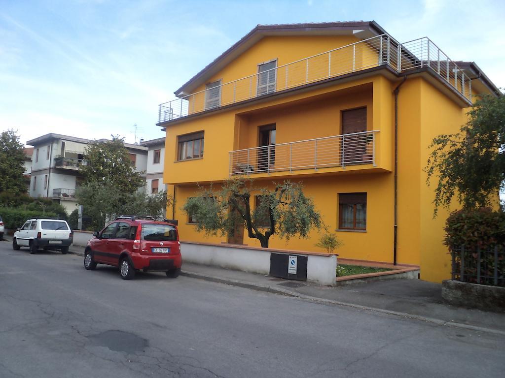 Irene Apartment Pistoia Phòng bức ảnh
